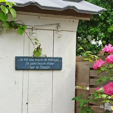 Casa de Férias Timellen - Piscine Privative Chauffee- 300m Parcours De Golf Cassy Lanton
